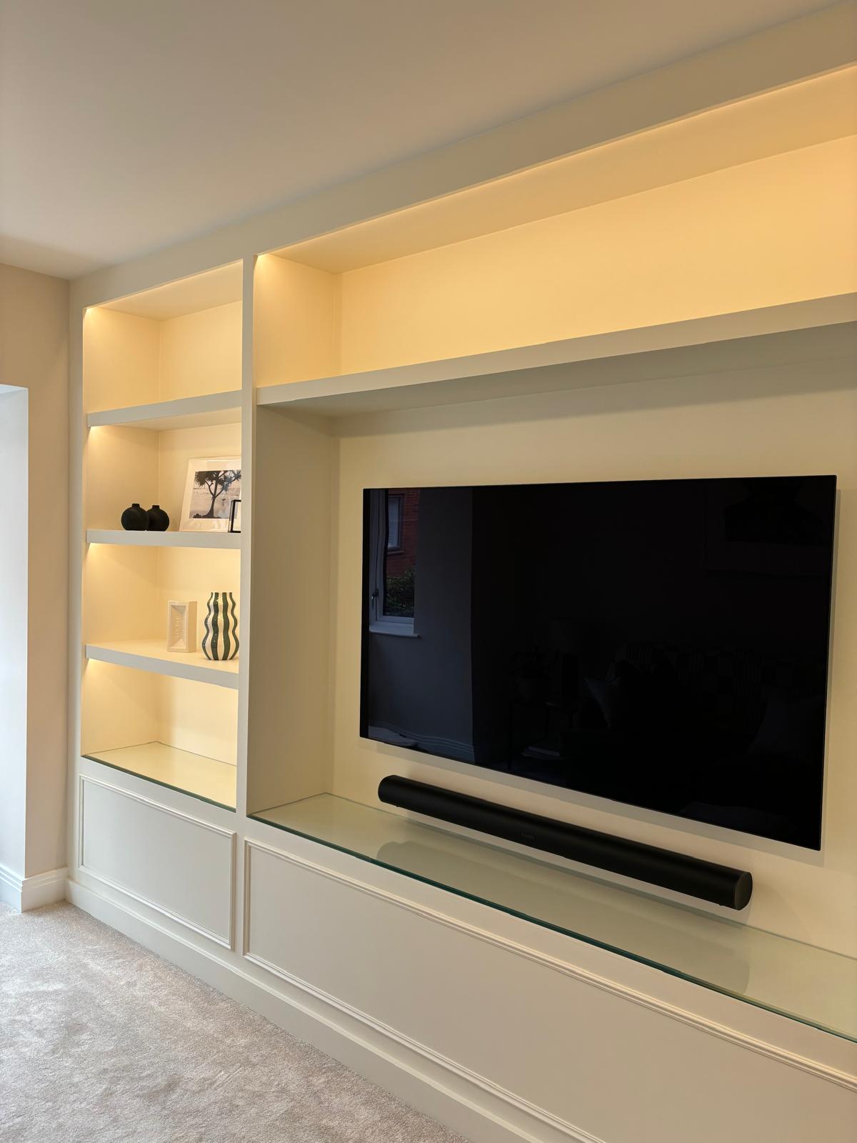 bespoke cabinetry in Brentwood and Chelmsford. customised fitted furniture and shelving. built in furniture 